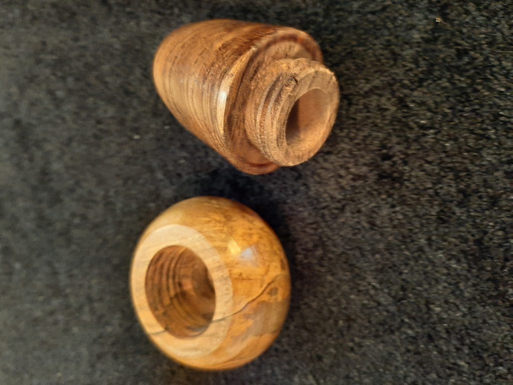 woodturning_acorn (2)